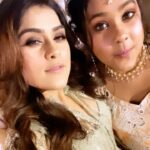 Naira Shah Instagram – Happy happy birthday meri dhadkan! 🥰
@palak_shah_2603 
God bless you with worlds best things, 🤩complete health🥰 and the best expertise!😎
Rest I am there😉😘😎
#myheartbeat#sistersquad