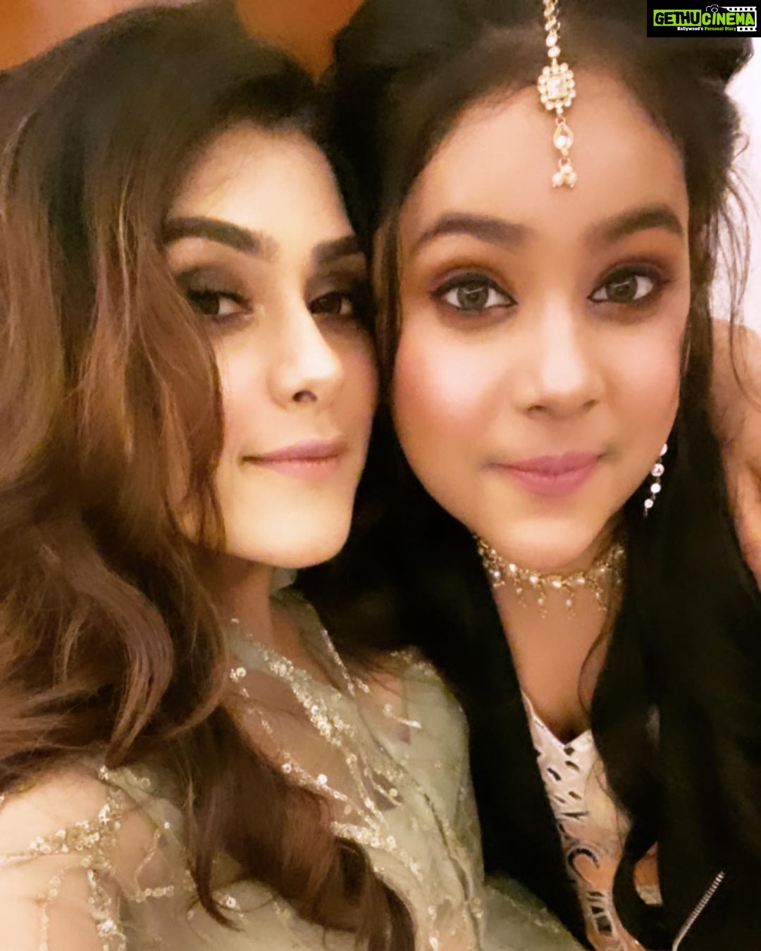 Naira Shah Instagram - Happy happy birthday meri dhadkan! 🥰 @palak_shah_2603 God bless you with worlds best things, 🤩complete health🥰 and the best expertise!😎 Rest I am there😉😘😎 #myheartbeat#sistersquad