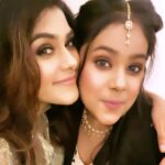 Naira Shah Instagram - Happy happy birthday meri dhadkan! 🥰 @palak_shah_2603 God bless you with worlds best things, 🤩complete health🥰 and the best expertise!😎 Rest I am there😉😘😎 #myheartbeat#sistersquad