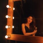 Naira Shah Instagram - You are my Favourite Feeling❤️ #nairashah#2021#vanityaffair Shot by @skmstudios