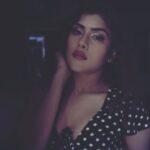 Naira Shah Instagram - Me!. #mystery#dramatic#dreamy#iamnairashah#2k19#pretty#💕🦋 Pic courtesy @skmfotography