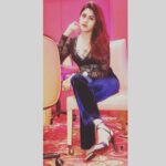 Naira Shah Instagram - Accept No Ones Definition of Life!.. But DEFINE YOuRSELf!.😻💜🕉☮️☪️✝️ Ballys Casino Colombo