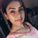 Naira Shah Instagram - Ganpati bappa morya🙏🏻😇kirtan ready❤!.. ..#indian#attire#ethnic#dolledup#pink#gannujiishere#blessed😇❤....thank you bappa for everything 🙏🏻🙏🏻❤💖