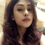 Naira Shah Instagram - Shooting with Sanjay dutt and Priyadarshan sir!.. for an add film!.. coming sooooon!.. #me#pretty#sanjubaba#priyansir#two#legends#blessed#thankyougod#thankyouallah🙏🏻😇!.. Grand Hyatt Mumbai