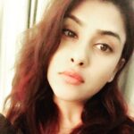 Naira Shah Instagram - I have sort of grown into my cuteness😇❤..#me#cutness#instamood#picoftheday#cute#selfie#😇 Hyderabad