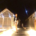 Naira Shah Instagram – I hav loved the stars too fondly to be fearfull of the night⭐️🌑🌟✨..#blessed#gratefull#thankyougod❤#life#beaches❤#maldives#2k18#waterbaby Mahibadhoo, Maale, Maldives