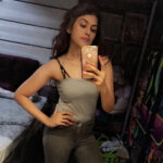 Naira Shah Instagram – Be so busy improving yourself..That you have no Time To Criticise others…
#loveurself#betterme#grooming#2k18… on my way..😍❤! #blessed#thankyoualmighty#sogratefull