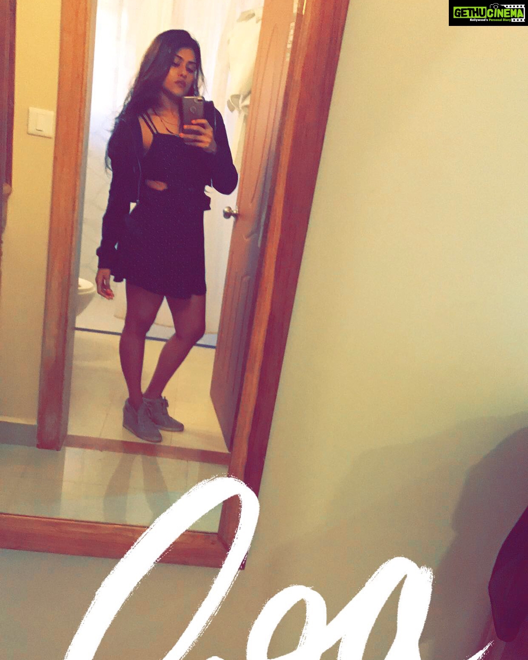 Naira Shah Instagram - Goa dairies 2k18.. my year began with a wonderful time in goa!! New year, new journey new challenges! Lets take control! 😎😎💪🏼💯! #nairashah#blessed#thankyoualmighty😇💯❤ Goa, India