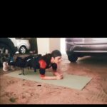 Naira Shah Instagram - Backyard workout continues! 🙈! @the_mskhan @tc1_ems #grind#sweat#keepgoing #nairashah#2021#beastmodeactivated