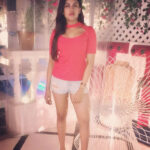 Naira Shah Instagram - Embrace your inner orange🍊😋!.. #just#me#orange#saturday#filtered#nairashah