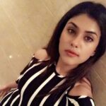 Naira Shah Instagram – I Believe in Optimism and Plenty Of White Paint⚪️…#casinoready#royalnights#ballyscasino#colombo#srilanka#2k18#me#thankyougod😇#blessed🙏😌 The Kingsbury Hotel