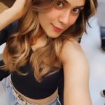 Naira Shah Instagram – Thank you  @ryandrozario and @salon_muah for giving me exactly what I wanted!, ❤️
Loving the new look😍,

#blondes#june#2022#nairashah#newme#newhair