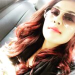 Naira Shah Instagram – #newme#newlook#redhead#reddishbrown#sexy#lovingmyhair#coolerme😋#redhot… its summer people😋💯🔥