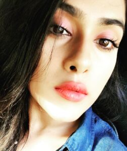 Naira Shah Instagram - Just me!!