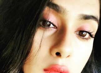 Naira Shah Instagram - Just me!!