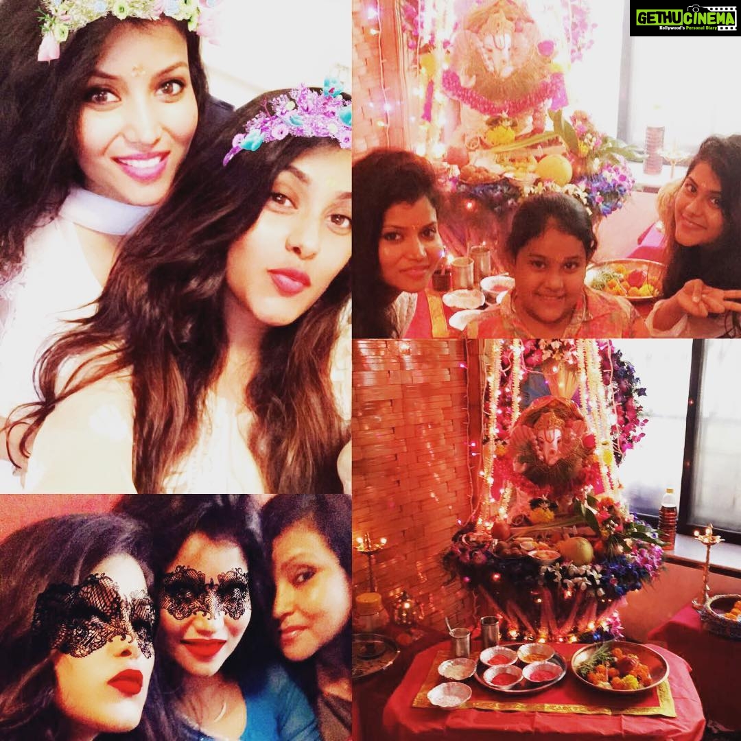 Naira Shah Instagram - Gannuji at our place!! May god bring love and peace in our lives!! Happy ganesh chaturthi!! Ganapati bappa morya!! #sisterlove#toomuchfun#love#my#family#pretty#us#festivity#happiness#likes#follow