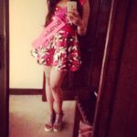 Naira Shah Instagram - A small get together!! #my#birthday#my#close#friends#snapstory#so#much#fun#likes😍❤️💋💋