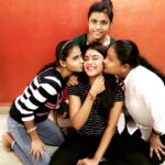 Naira Shah Instagram - I m not less than a big brother to them!! Promise to protect u all the time!! U 3 give me motivation to work harder! Will never let u down!! Happy RAkshabAndhan!! ❤️😍😘😘😘 Mumbai, Maharashtra