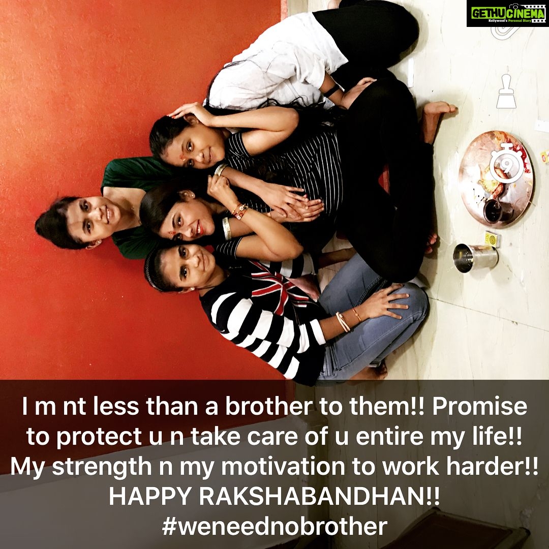 Naira Shah Instagram - I m not less than a big brother to them!! Promise to protect u all the time!! U 3 give me motivation to work harder! Will never let u down!! Happy RAkshabAndhan!! β€οΈππππ Mumbai, Maharashtra