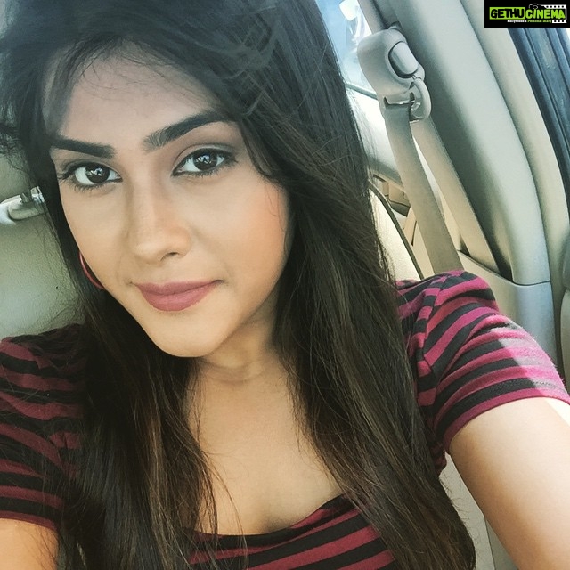 Naira Shah Instagram - #selfie#shoot#sun#colorschannel#swaragni