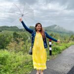 Nakshathra Nagesh Instagram – On a cloudy day, be your own sunshine 🌞 #beingsaraswathy #tamizhumsaraswathiyum