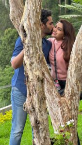 Nakshathra Nagesh Instagram - I just had to! This song is just 😍 thank you for a happy life that makes every romantic song out there sound extra beautiful Raghav ❤️🧿 @sonymusic_south #theethiriyaai #brahmastra