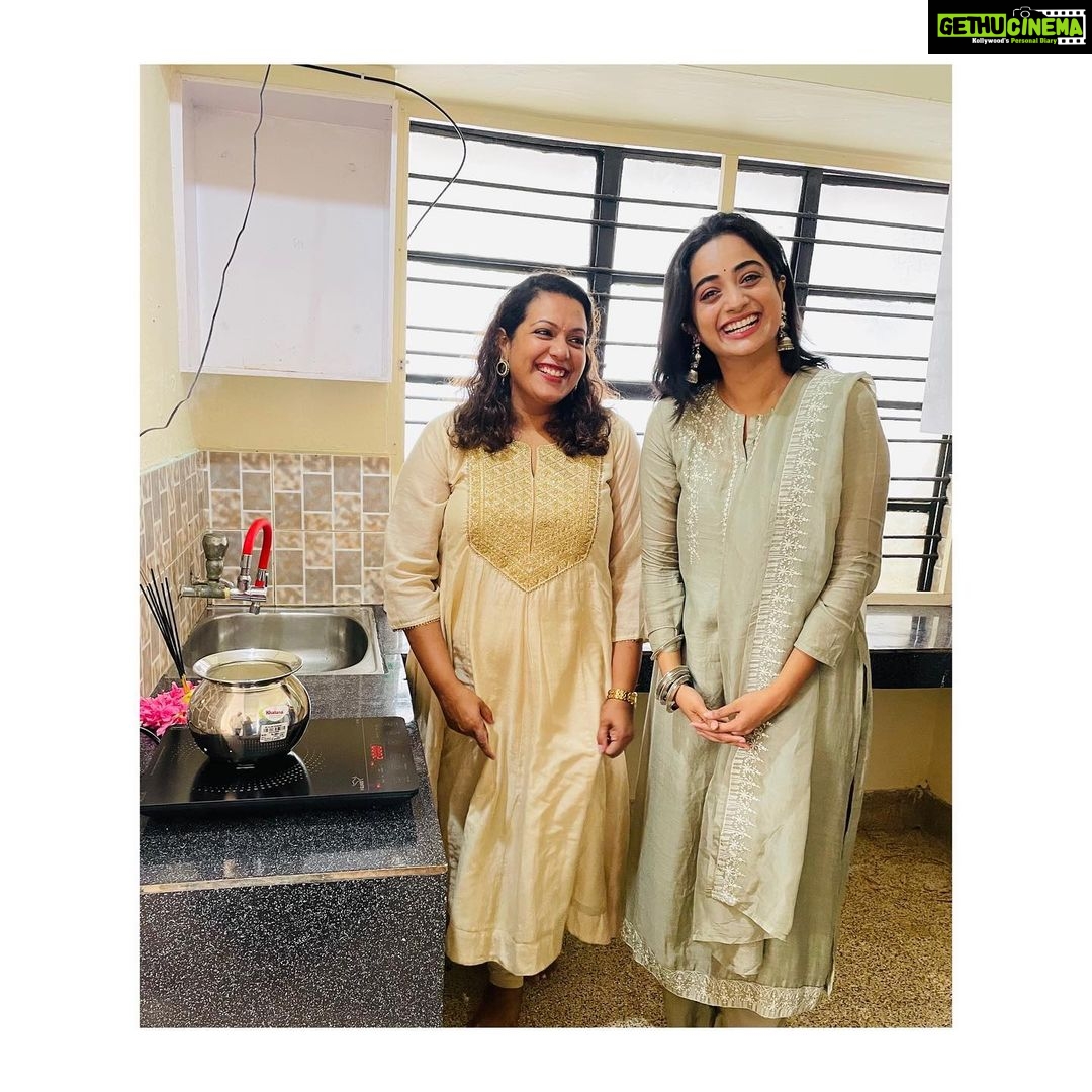 Namitha Pramod Instagram - Making dreams a reality.Our office space paalukaachal happiness ♥️ Coming sooon ✨ Keep us in your prayers ☀️ Hello partner: @merynphilip Kochi, India