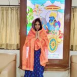 Neetu Chandra Instagram - Day 2 of Pious quick trip to shirdi and shani shignapur with Mom in 2 days. . . . #travel #templevisit #darshan #prayers #blessing #mom #nashik #shanisignapur #sirdi