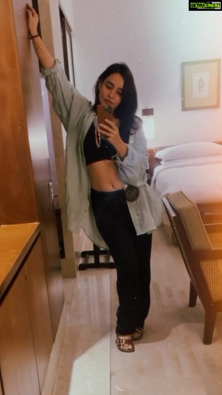 Neha Sharma Instagram - 👋 … #reels #reelsinstagram #reelitfeelit