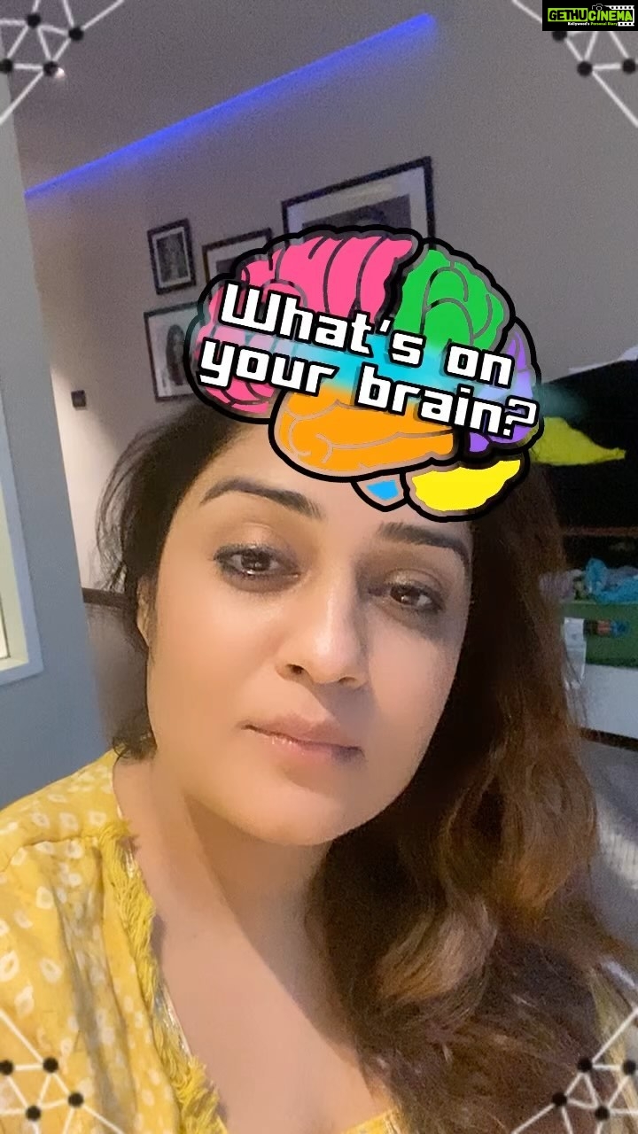 Nikita Thukral Instagram - Brain reading. 🤣