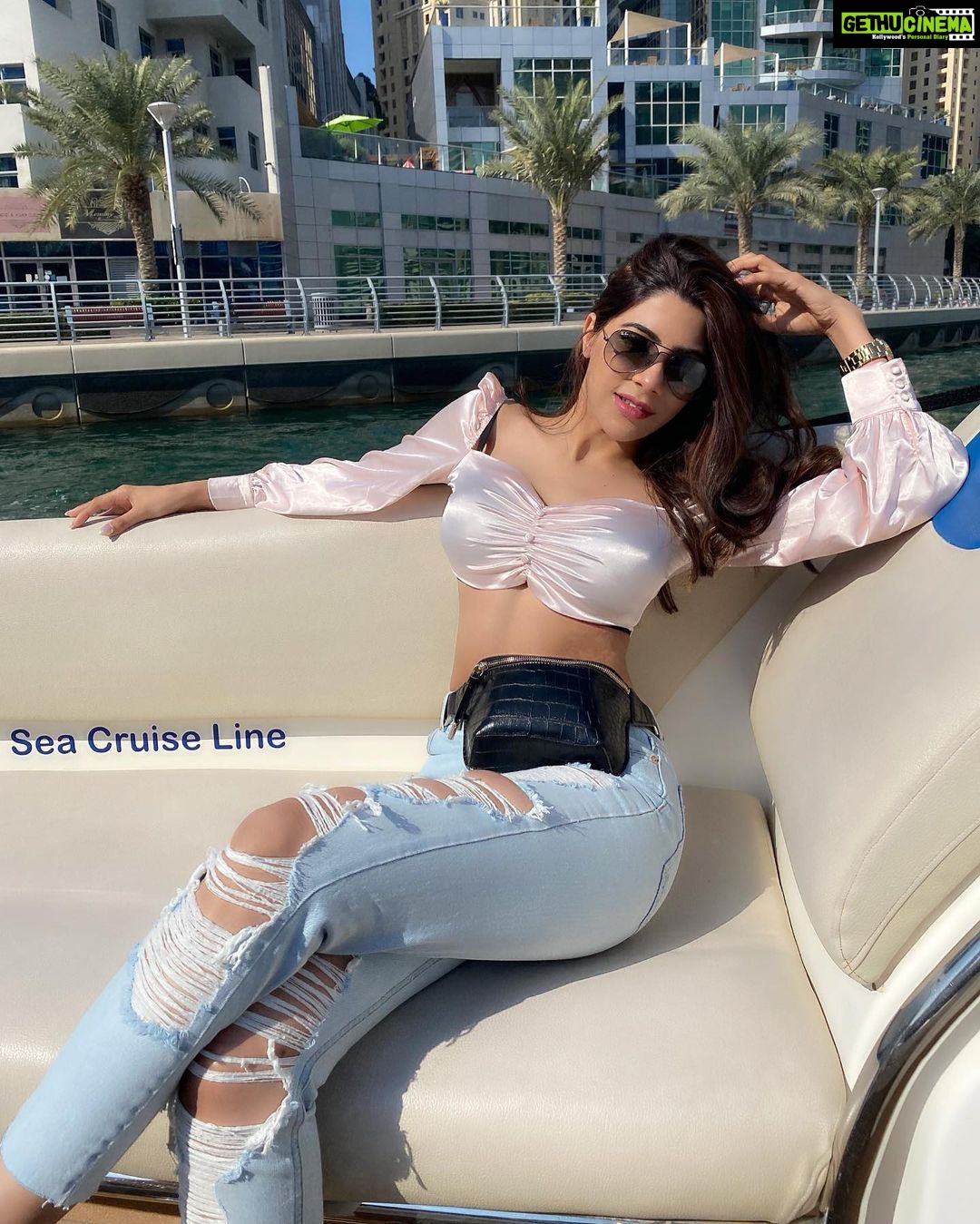 Nikki Tamboli Instagram - Life is to Taste, not to waste.