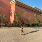 Nikki Tamboli Instagram - #legdaytoday✔️ Atlantis, The Palm