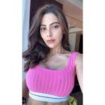 Nikki Tamboli Instagram - #selfie_time #dubaiiiiiiiiiiii 💗
