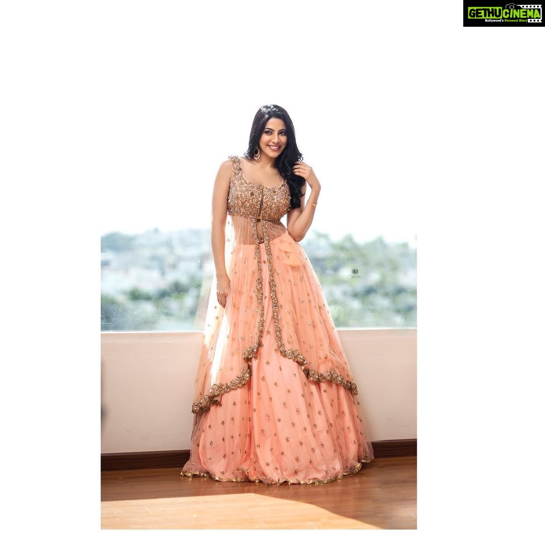 Nikki Tamboli Instagram - May this Diwali prove to the beginning of something great in your life! దీపావళి శుభాకాంక్షలు