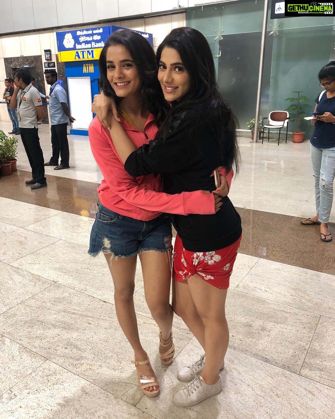 Nikki Tamboli Instagram - #irattuaraiyilmurattukuththu#telegu#remake ✨#marathigirls😁😘