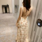Nikki Tamboli Instagram – #igotmyownback💯 Singapore