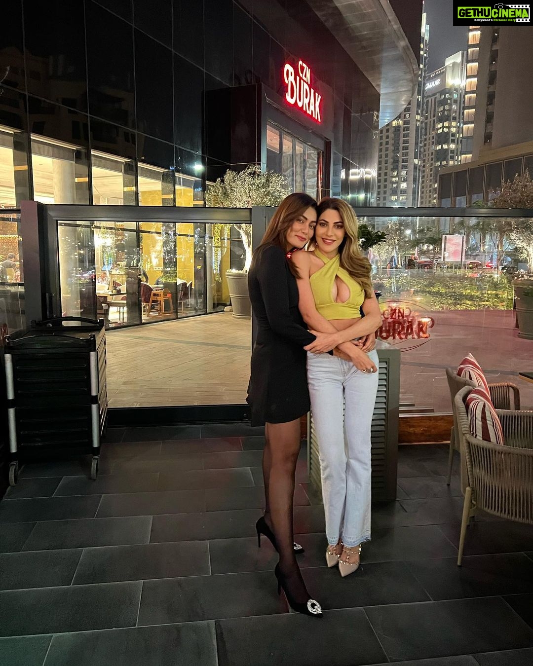 Nikki Tamboli - 434.2K Likes - Most Liked Instagram Photos