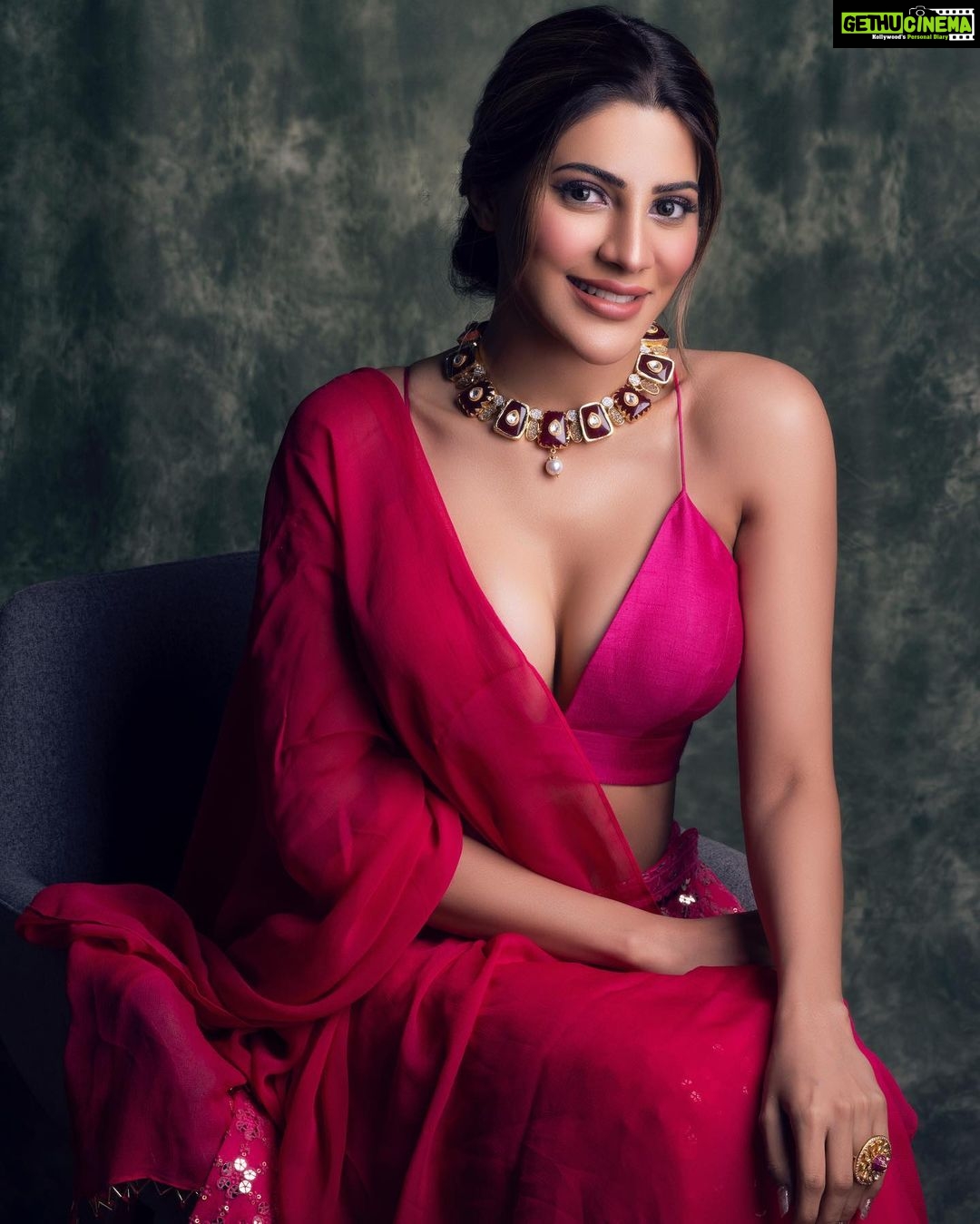 Nikki Tamboli Instagram - Shut up!!! I’m a princess👸🏽 @wedlookmagazine Founder: @mohit.kathuria1987 Photos: @praveenbhat Wardrobe courtesy: @suwishofficial Styled by: @natashaabothra Makeup: @makeupbykashishh Hair: @rekhahariyani26 PR Agency: @soapboxprelations . . . . . #princess #princessvibes #cute #shine #flaunting #beauty #love #pink #lehenga #nikkitamboli #nikkians