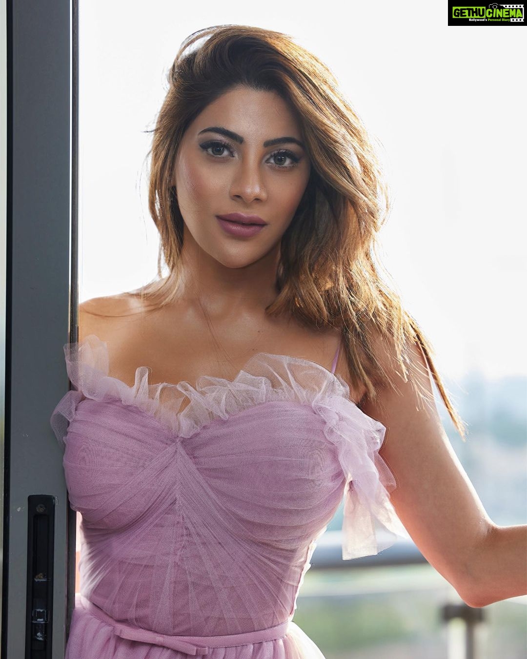 Nikki Tamboli Instagram - I’m the feeling you’ll never forget 👰♀️💜 Makeup: @elinaz.mua Hair: @danihairstylist1 Outfit: @zeenazaki 📸 @anoop.devaraj . . . . . . . . #nikkitamboli #purple #princess #daylight #tanned #fairytale #dubai #dubailife #love #happiness #vibe Dubai, UAE