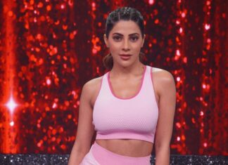 Nikki Tamboli Instagram - Sexy is a mindset not a waist size 🦹🏼‍♀️ H&M: @glambysalman @chettiarqueensly Outfit: @zasuwasw . . . . . . nikkitamboli #nikkians #fit #fitness #staystrong #stayfit #bodypositive #bodygoals #zeetv #zeecomedyshow #zeecomedy #gratitude