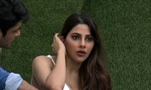 Nikki Tamboli Instagram - Life has taken difficult turns for me..i consider myself Gods chosen one and have taken it all in my stride but the last few months have been difficult personally and as i was getting settled in..You Left..I met you as a complete stranger in the bigboss house but you became my biggest strength ...you never gave up on me, held me when i broke down...i dont know if i have thanked you enough and its sad i wont get to do that now.. But i promise to tell you about how thankful i am when we meet again,You will be my Forever crush. I am Numb...processing your loss will take a long long time.. Rest In Peace SS...I will sorely miss you 💔😢