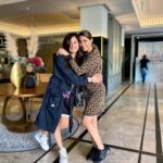 Nikki Tamboli Instagram - A friend is always valuable but a best friend’s value cannot be counted. So, I cannot tell you how valuable you are to me. Happpppiest birthday babyyyy boooo @aasthagill ❤️❤️❤️❤️❤️ I love you #bff #bffforlife #nikkitamboli #aasthagill Cape Town, Western Cape