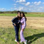Nikki Tamboli Instagram – Happy birthday to my crazy, fun, fabulous divaaaa!!!!
I love you & I am so grateful for your friendship & all the fun times we’ve shared @divasana ❤️❤️❤️❤️🌹🌹🌹🌹🎂🎂🎂🎂
#happybirthday #sanamakbul 😘😘😘🤗🤗🤗
#prettygirls #doll #gossipgirl Cape Town, South Africa
