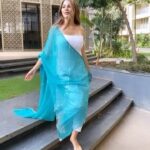 Nikki Tamboli Instagram - Teri photo taan main rakhan phone utte laayi ve! 🥰❤️ Let the Indian-ness show! Outfit - @designer.nitasha . . #picoftheday #reels #reelsinstagram #suit #indian #nikkians #nikkitamboli 💝