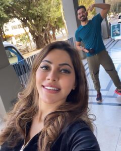 Nikki Tamboli Instagram - The people who make you smile from just seeing them,those are my favourite people @ashukla09 😍 miss you @rubinadilaik 😘 
#kkk11 #maskon #socialdistancing #capetown #abhinik @colorstv