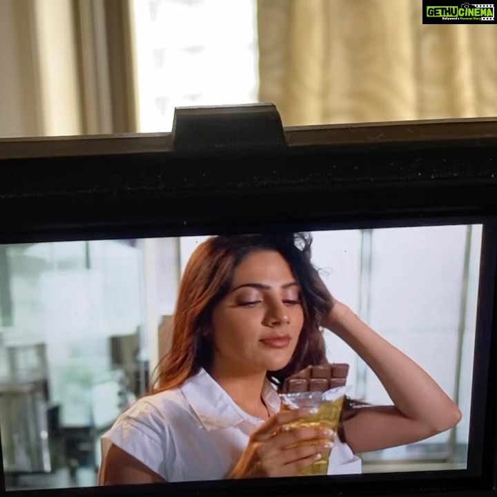 Nikki Tamboli Instagram - #tbt #chocolatelovers #chocolate #nikkitambolilovers❤️👑