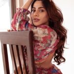 Nikki Tamboli Instagram - She is fierce like a queen👑 , a princess with dreams👸 . . #fashionista #nikkitamboli #love #happysunday #weekendvibes #sunday #skincare #beauty #follow #myself #style #instagram #photography #photooftheday #motivation #sundaymotivation #sassy #goals #queenofhearts #grateful #gratitude