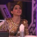 Nikki Tamboli Instagram - Paisa nahi.. aap sab ka pyaar chahiye.. votes chahiye. Now that’s our gurlll! 🙌 #NikkiTamboli ne bahut mehnat ki hai.. ab Nikki ko top 3 mein lana aur jeetana aapka kaam hai! ❤️ Vote for Nikki only on Voot Select App. Voting lines are open only till Sunday 12pm. So hurry up 🧚‍♀️ . Outfit : @ammarzobrand Styled by : @officialanahita . . @colorstv @endemolshineind @vootselect #TeamNikki #TamboliKiToli #Nikkians #BiggBoss #BiggBoss14 #VoteForNikkiTamboli #finalist #finaleweek #NikkiIsTheBoss #BB14 #Strong #beautiful #fashionista #passionate #performer #govote #taskmaster #entertainment #taskqueen #instalike #instagood #instavote