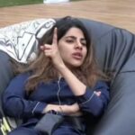 Nikki Tamboli Instagram - Today's gyaan by #NikkiTamboli Kisiko kya accha lagta hai ye hume nahi pata.. par hume jo accha lagta hai hum wohi karege.. Aur hum sirf humari Nikki Tamboli ko support karege. Period!💞 . Nightsuit : @blush_1412 Styled by : @officialanahita . . @colorstv @endemolshineind @vootselect #TeamNikki #TamboliKiToli #Nikkians #NikkiIsTheBoss #strong #powerful #queen #word #BiggBoss14 #BiggBoss2020 #BB14 #OneAgainstAll #NikkiIsBack