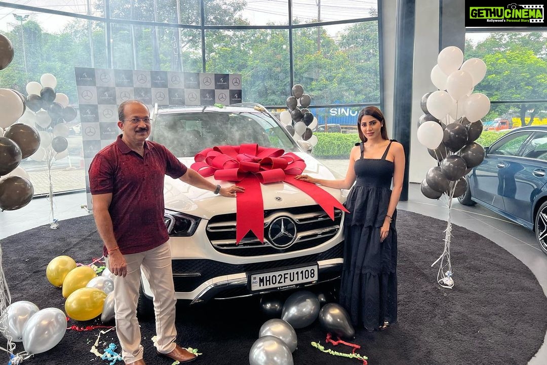 Nikki Tamboli Instagram - For always lifting me up and never letting me down, I'm forever grateful. I'll always be your little girl♥️♥️ . . . . . . . . . #newcar #mercedes #mercedesbenz 💕🙈 #daddylittlegirl #familyfirst #gratitude #blessed #gle